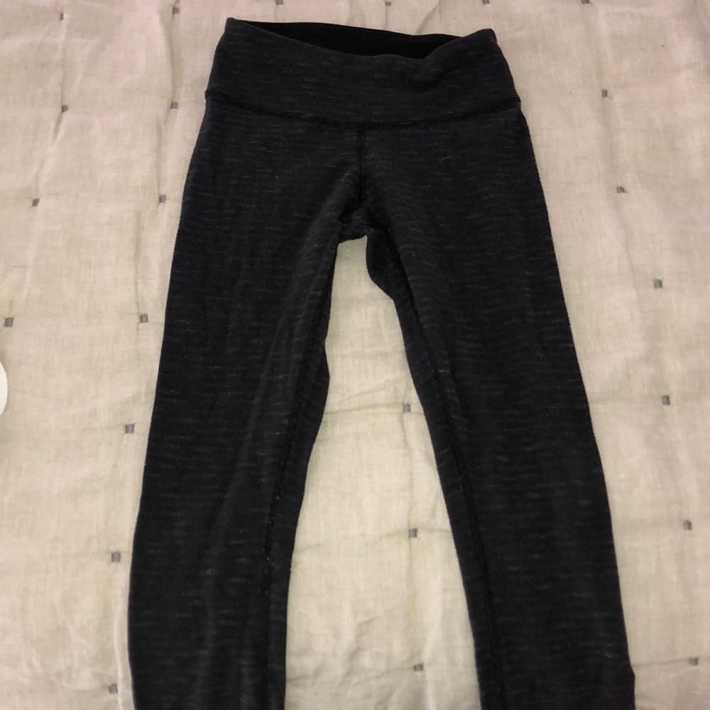 Lulu cropped leggings!